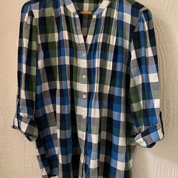 Art and Soul Flannel shirt Size M  22" armpit 26" length 100% cotton - Picture 1 of 3